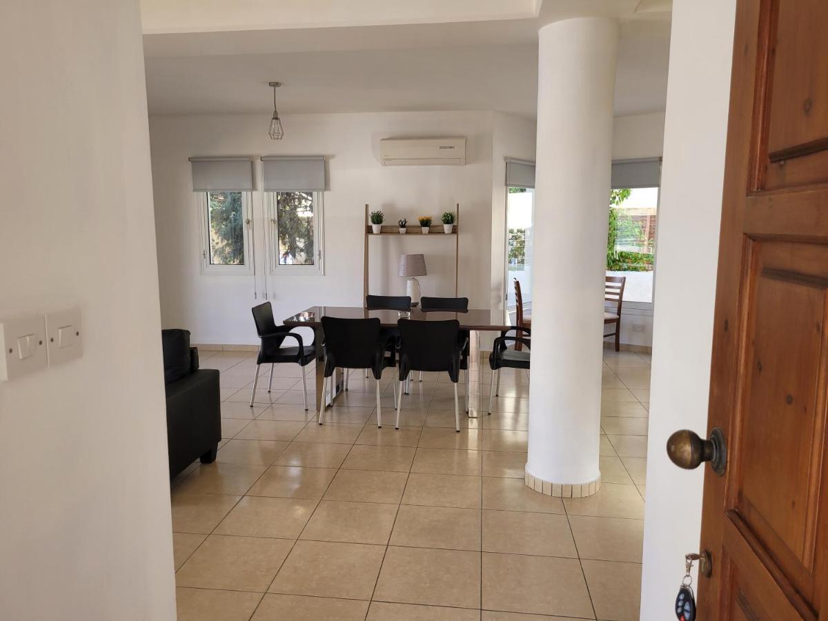 Elean Villa *
